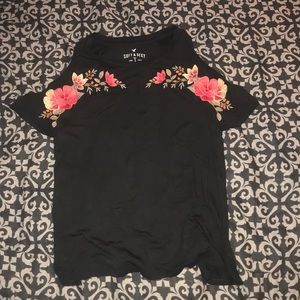 AEO cold shoulder top